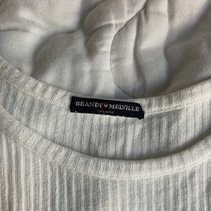Brandy Melville t-shirt